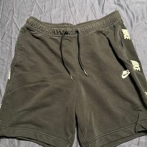 Nike | Medium | Shorts | Terry Material